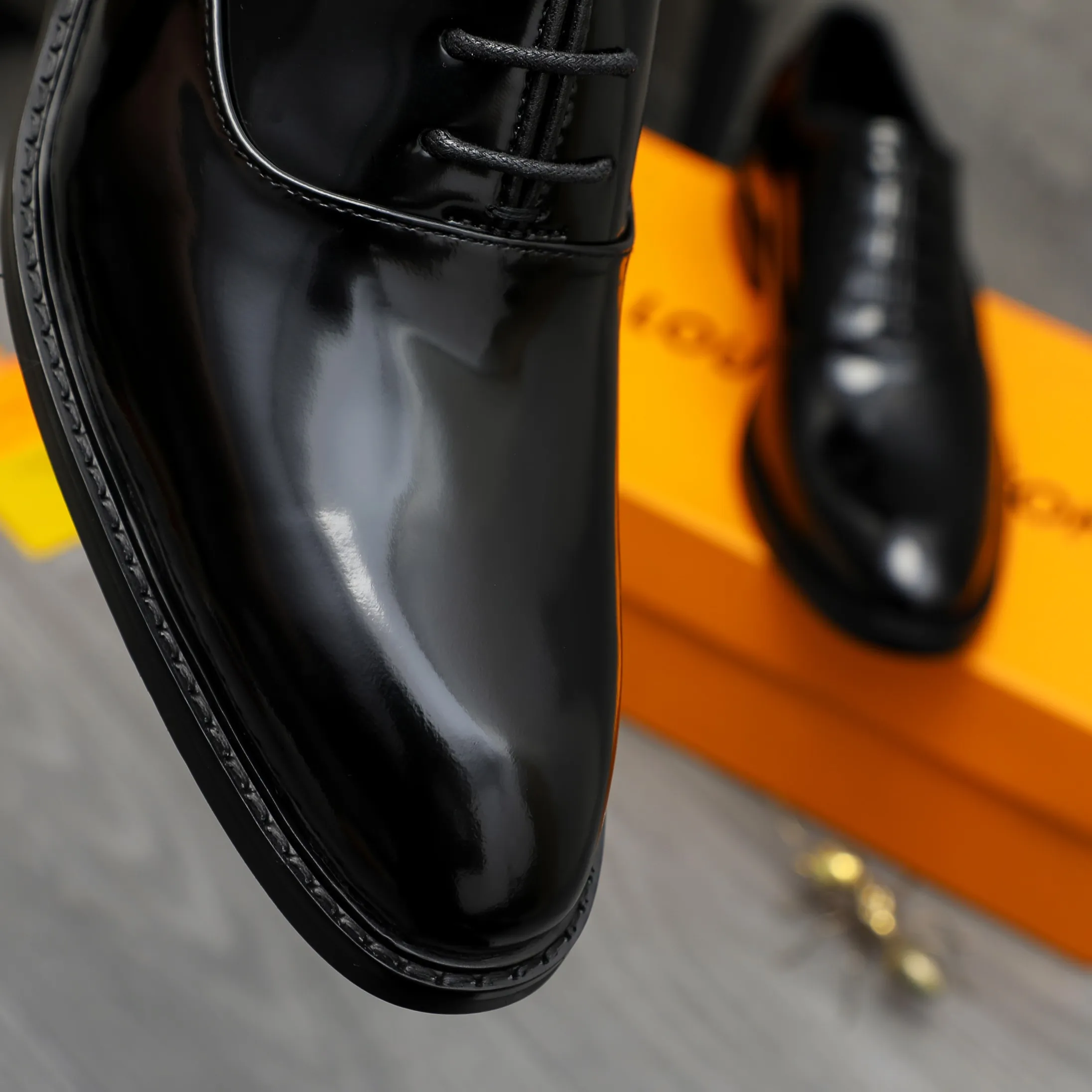 Men's shoes 💰p460 Product trademark: LV (Louis Vuitton) business lace-up formal leather shoes Regular size: 39-44 (38.45 custom-made, non-returnable) Product materials: Selected high-quality pearlescent cowhide upper, cowhide lining, original rubber outsole